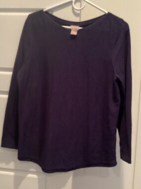 Chico's Long Sleeve Crewneck Top in black